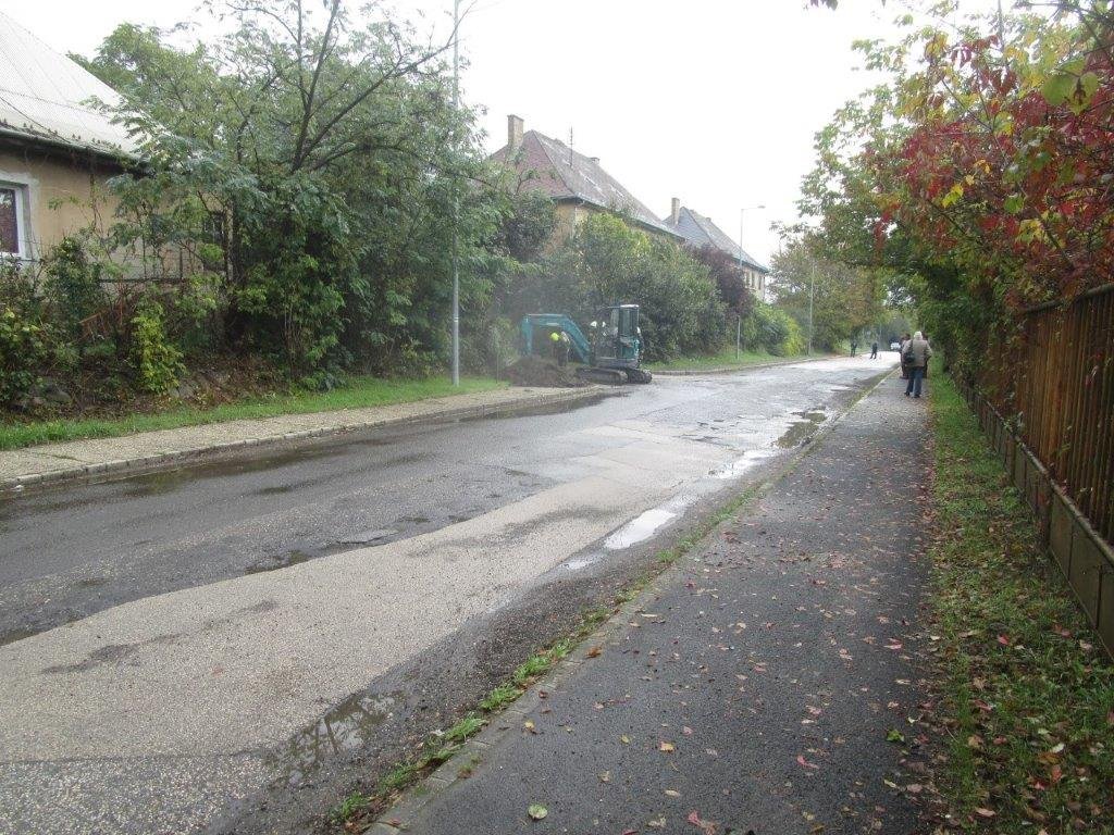 img-7000.jpg img-7000.jpg
