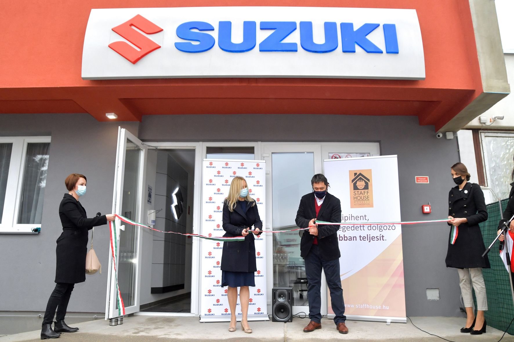 magyar-suzuki-zrt-suzuki-szallo-02.jpg magyar-suzuki-zrt-suzuki-szallo-02.jpg